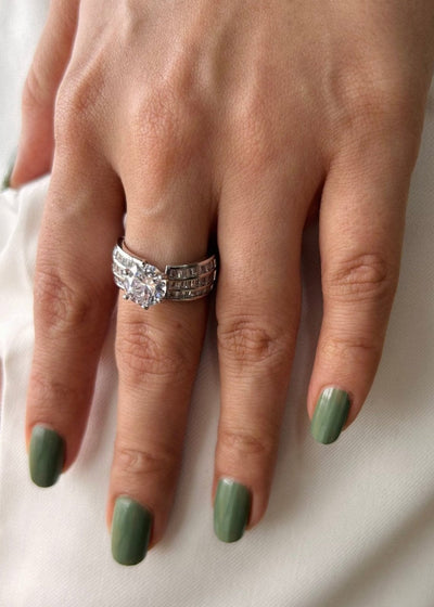 Tapered Elegance - Solitaire Tapered Baguette Diamond Ring