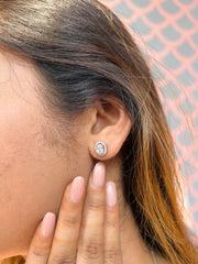 Halo-Free Elegance: Oval Rim Studs