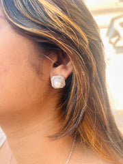 Geometric Elegance: Tapered Diamonds with Pearls