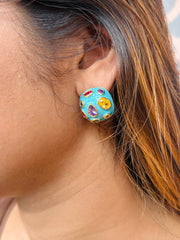 Colorful Harmony in Multicolor Studs