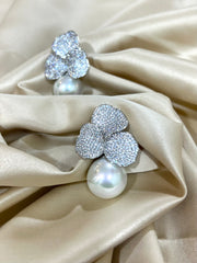 Pearl Symphony Cocktail Earrings: Exquisite Elegance