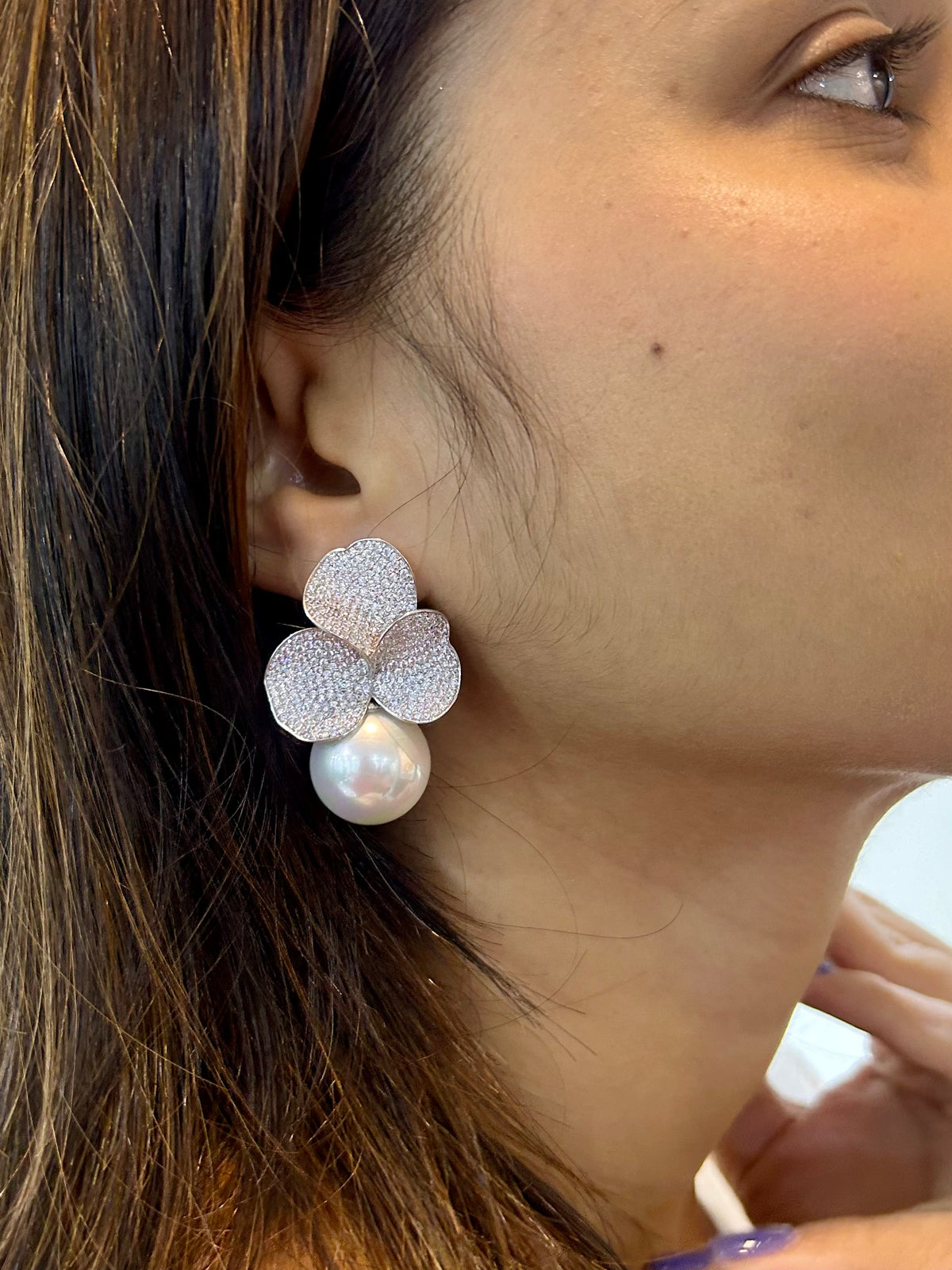 Pearl Symphony Cocktail Earrings: Exquisite Elegance